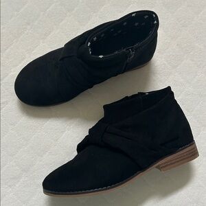 Cat & Jack | Black Faux Suede Short Boots | 3